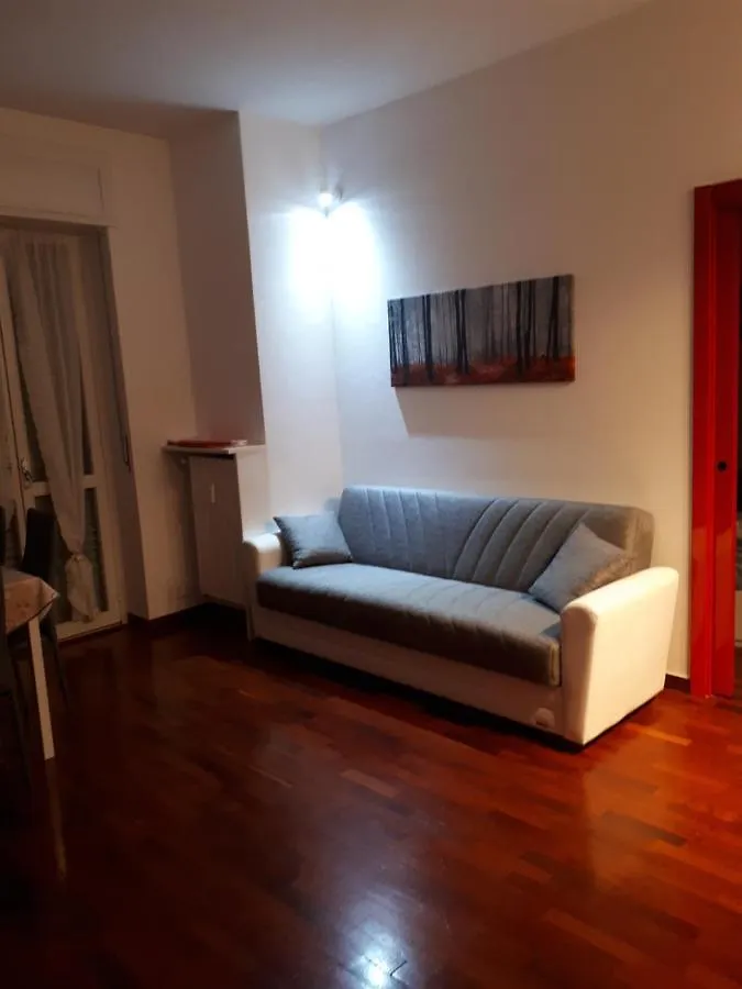 Valassina Milano Apartment Italy